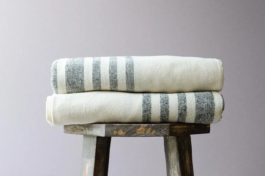 Antakya Raw Silk Towel