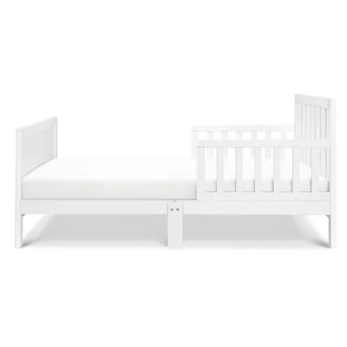 CARTERS by DAVINCI Benji Toddler Bed