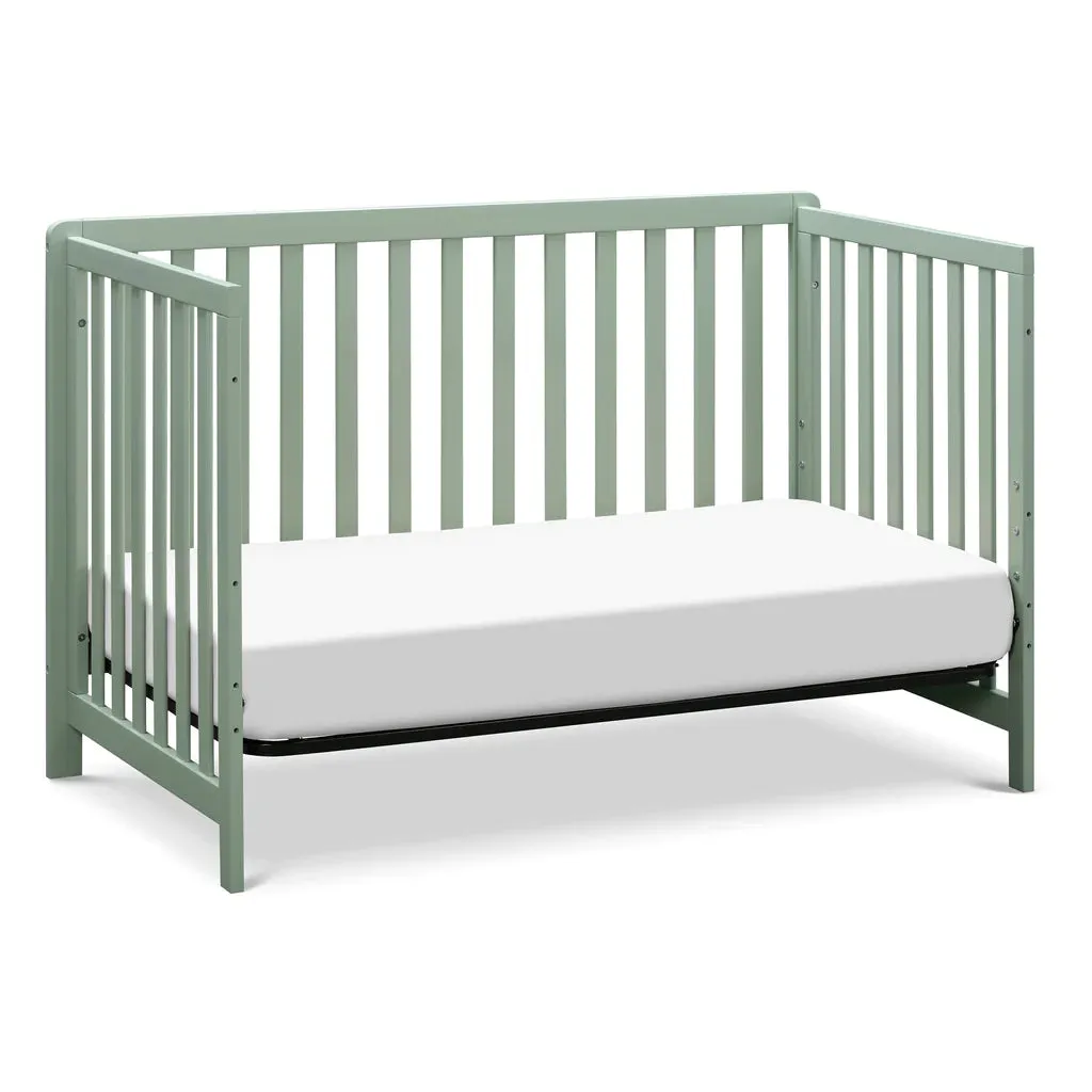 CARTERS by DAVINCI Colby 4-in-1 Low-profile Convertible Crib