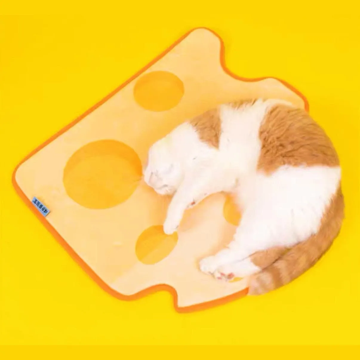 Cheesecake Shaped Pet Sleeping Mat Cat Bed Dog Bed