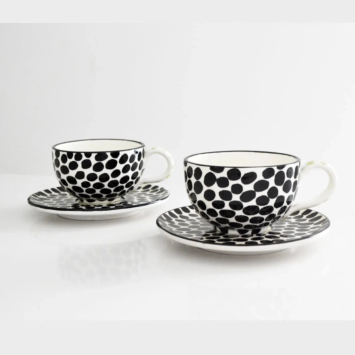 Dawn Eye Cappuccino Cups B&W (set of 2)