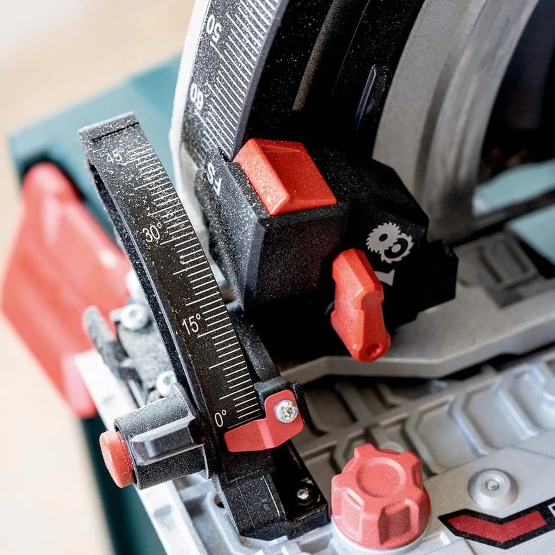 Metabo KT 18 LTX 66 BL 18V Brushless Plunge Cut Circular Saw Body Only in Metabox 601866840