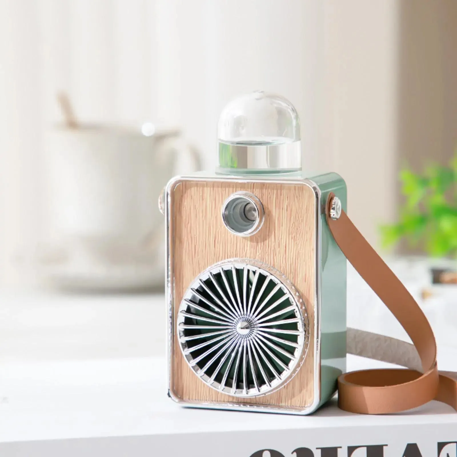 Mini Retro Rechargeable Mist Cooling Fan