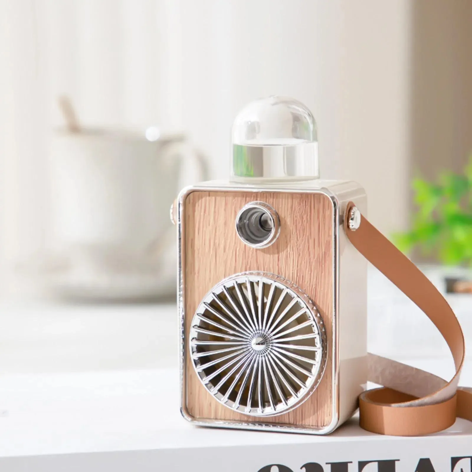 Mini Retro Rechargeable Mist Cooling Fan