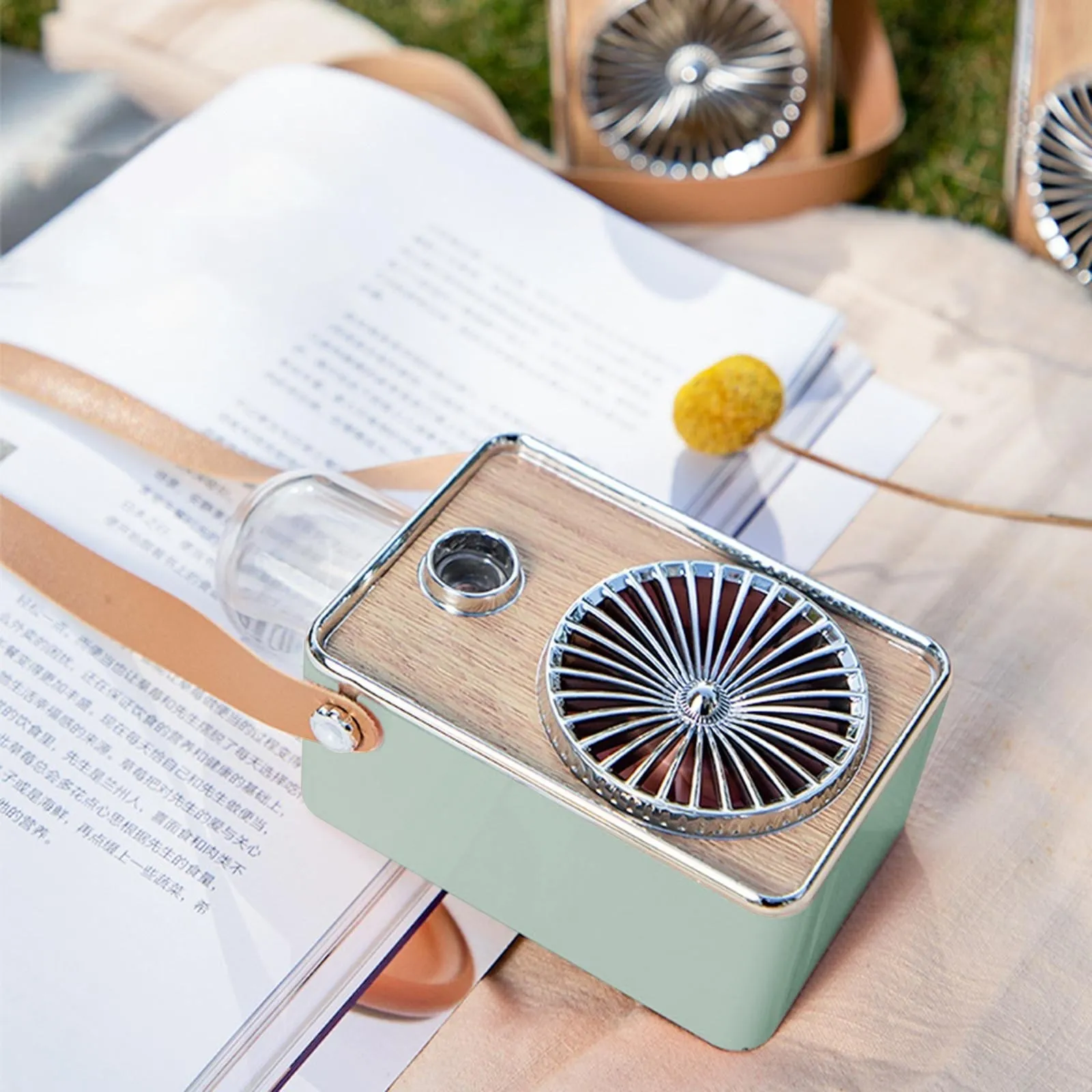 Mini Retro Rechargeable Mist Cooling Fan