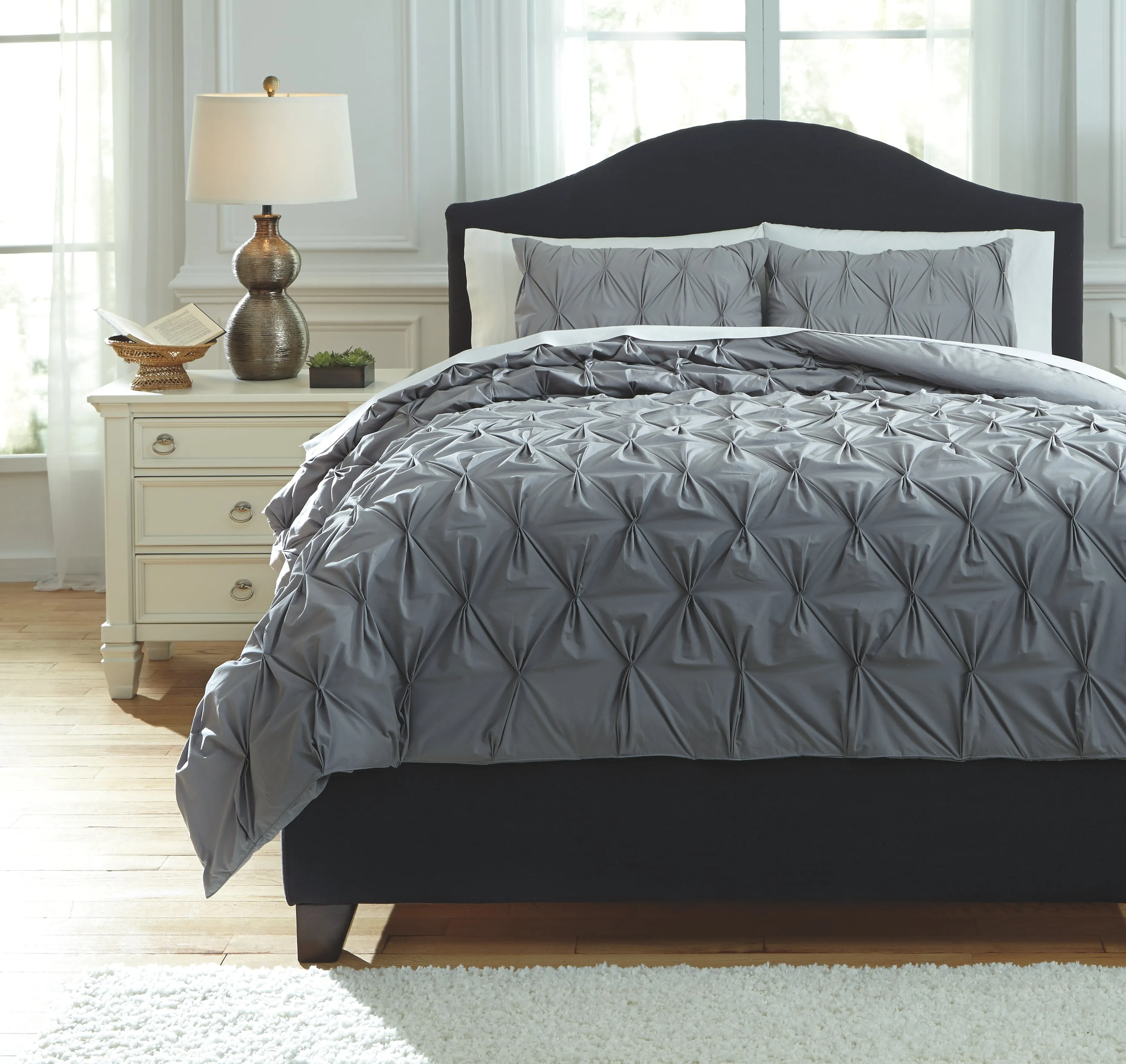 Rimy Signature Design by Ashley Comforter Set Queen