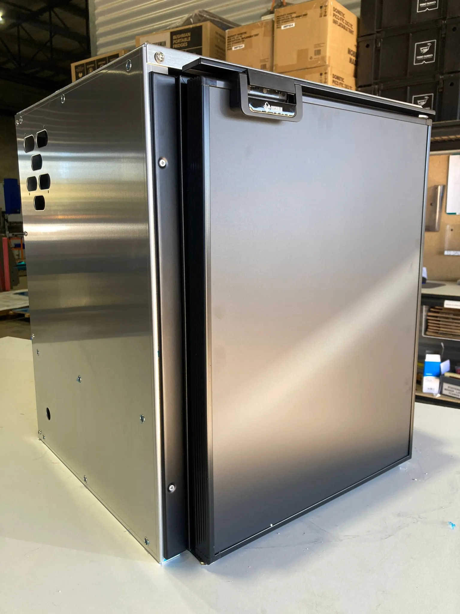 Rogue Bushman 85L Fridge Enclosure