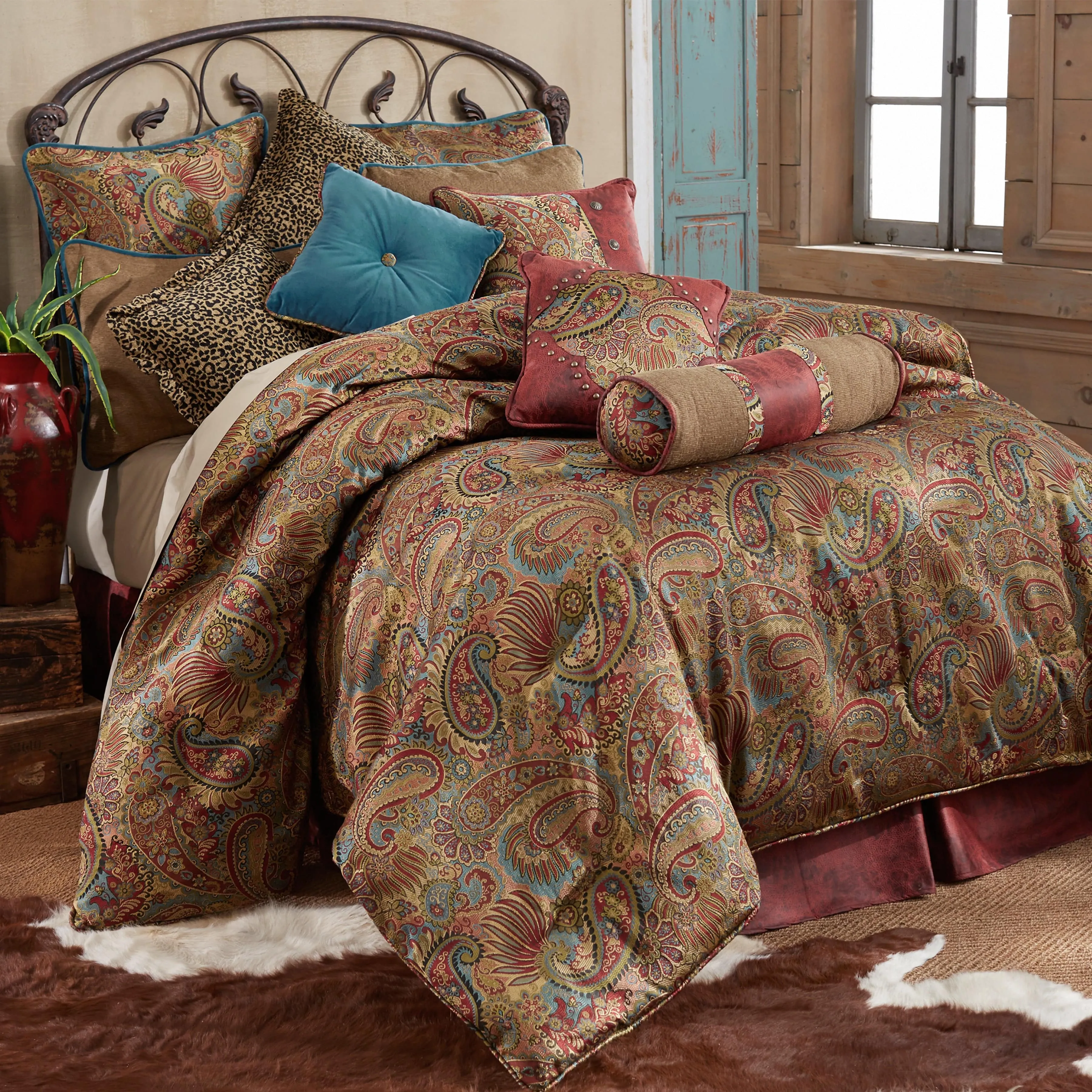 San Angelo Comforter Set